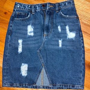 H&M Women Denim Distressed Skirt